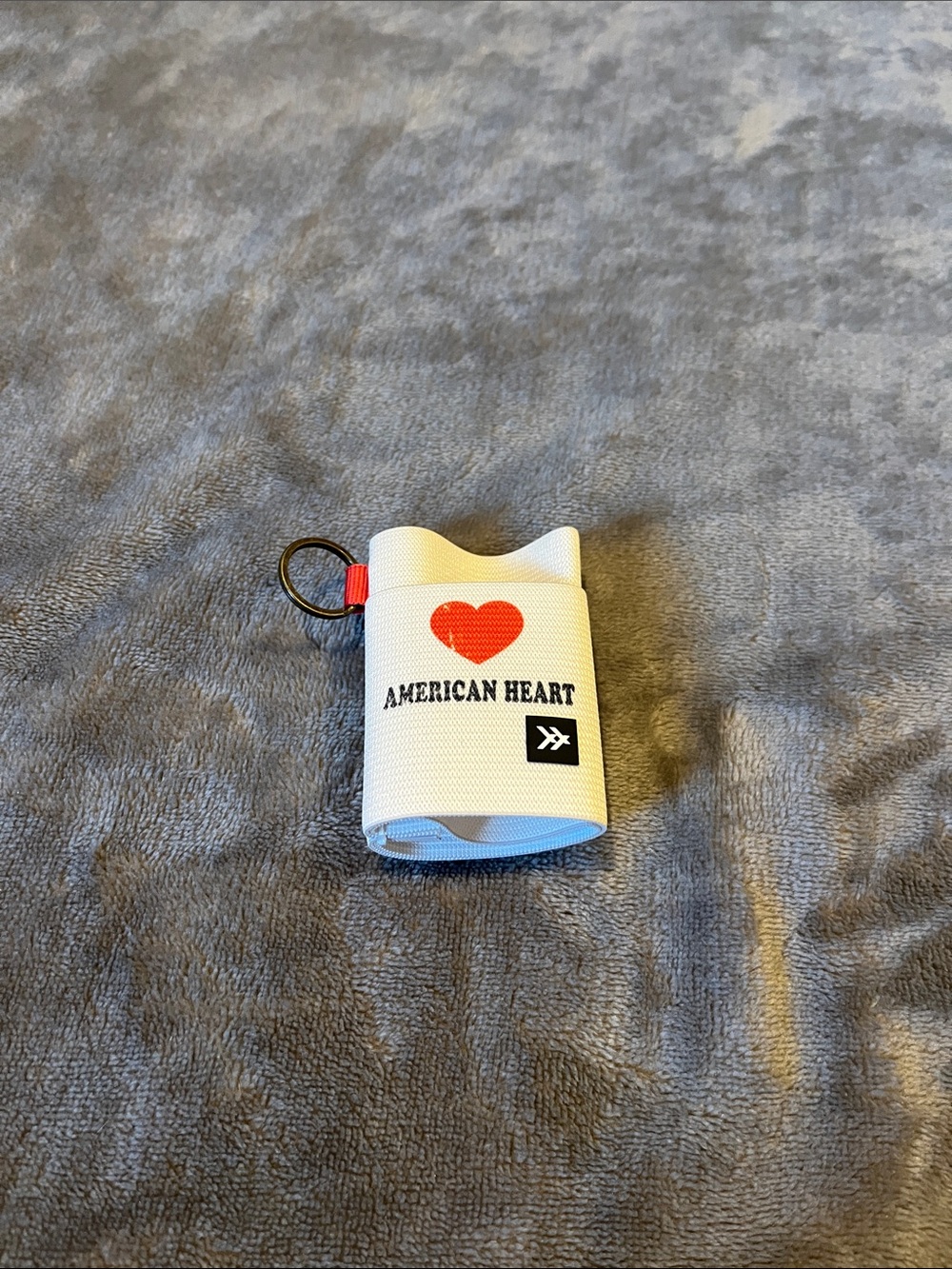 Benson Boone White Key & Card Holder with Red Heart Accent